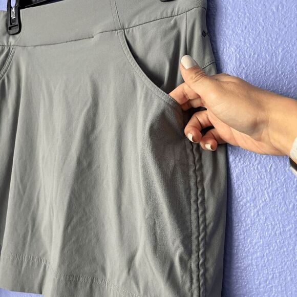 Columbia Women's Skort Omni-Shield Advanced Repellency Gray Side Cinched Pockets - Picture 5 of 7
